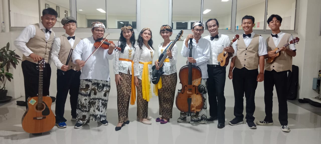 The Krontjonk Prothol: Ketika Musik Lintas Generasi Mendobrak Batas dan Menghidupkan Kembali Keroncong.
